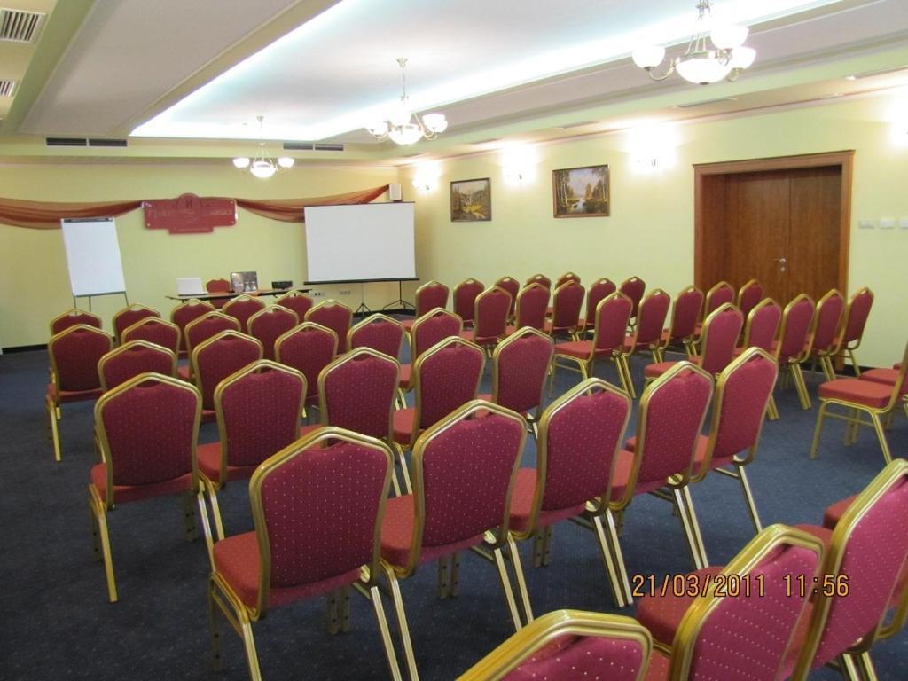 Hotel Lukacs Superior Казинцбарцика Экстерьер фото