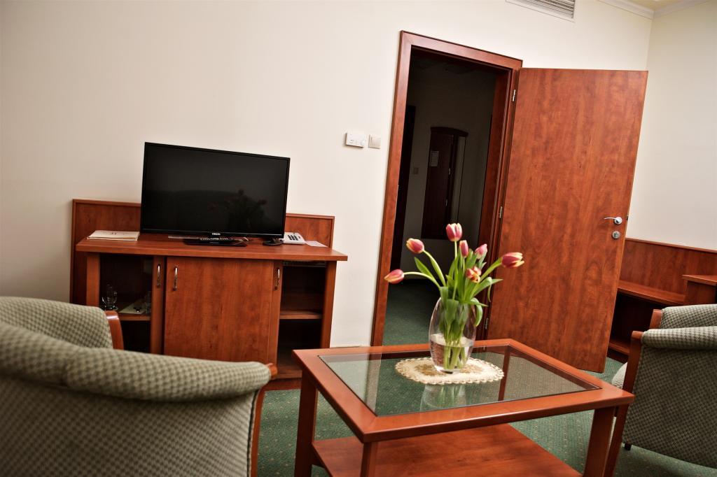 Hotel Lukacs Superior Казинцбарцика Номер фото